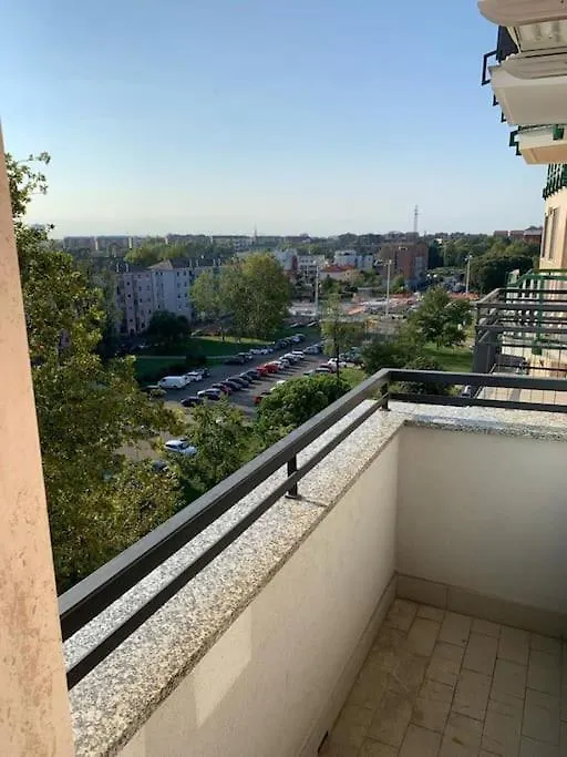 Small Panoramic Flat In Milan- One Bedroom Only Italia