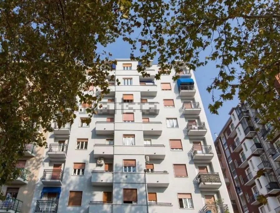 Small Panoramic Flat In Milan- One Bedroom Only